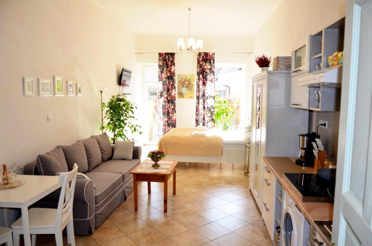 Apartment Elizabeth Caşonia Exterior foto