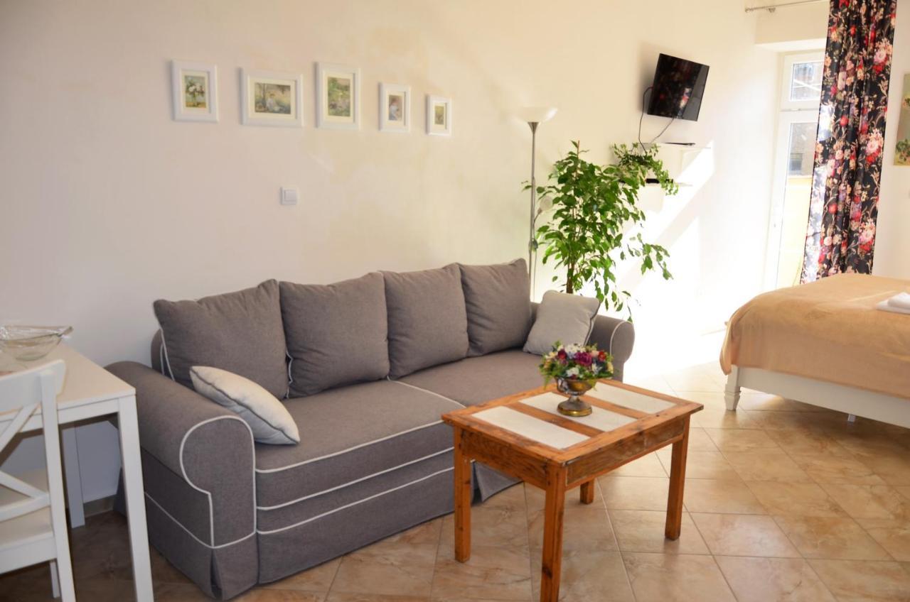 Apartment Elizabeth Caşonia Exterior foto