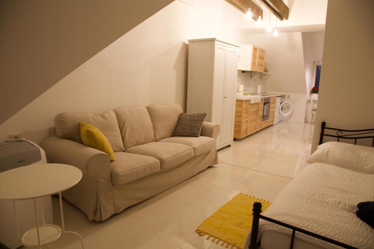Apartment Elizabeth Caşonia Exterior foto